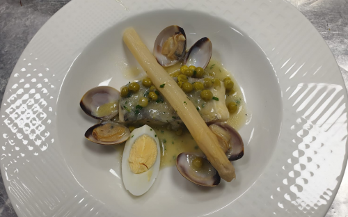 Merluza de burela en salsa verde